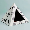 Gallery viewerに画像を読み込む, Kitty Kardboard® Cat Pyramid - Artistic Cardboard Feline Hideaway by KittyKardboard