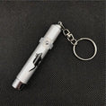 Cargar la imagen en la vista de la galería, STEVVEX Interactive USB Rechargeable LED Laser Pointer Toy Pets Red by Stevvex