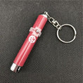 Cargar la imagen en la vista de la galería, STEVVEX Interactive USB Rechargeable LED Laser Pointer Toy Pets Red by Stevvex