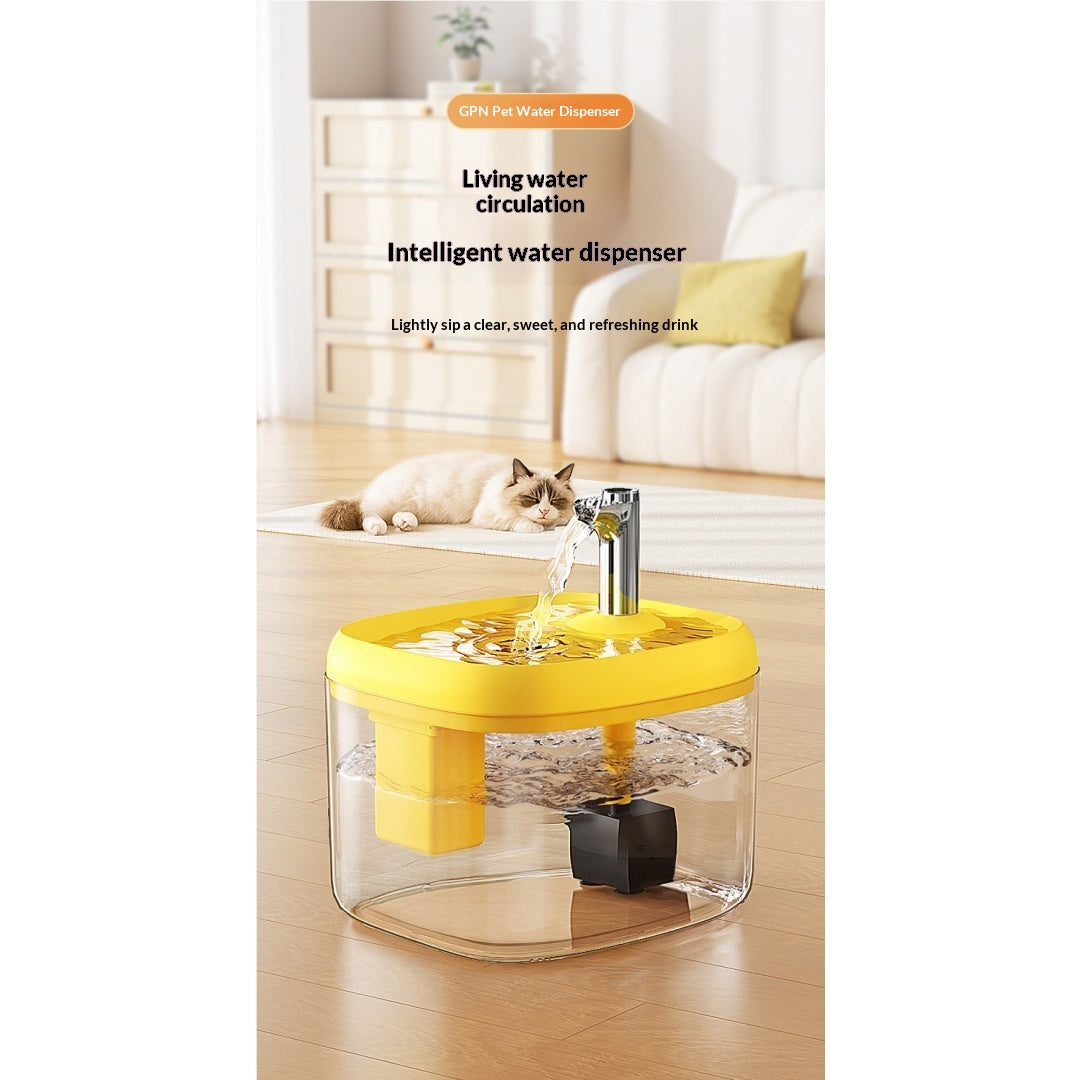 Yellow-trim fountain in a room setting