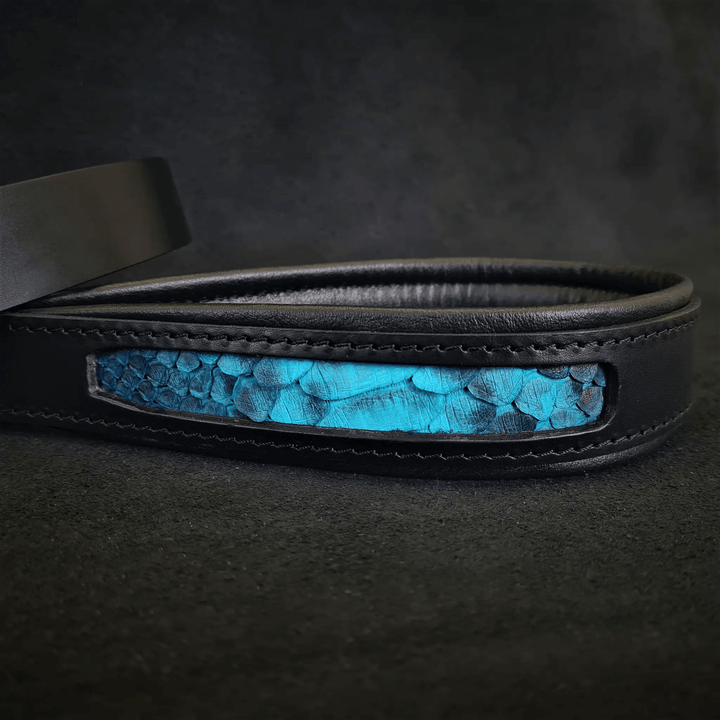 Bestia Morelia Python blue leather dog leash, python inlay detail
