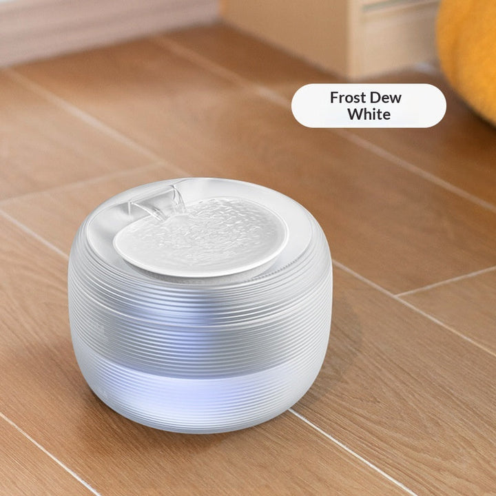 White ribbed round fountain