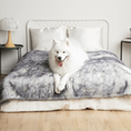 Gallery viewerに画像を読み込む, Paw.com PupProtector Luxe Waterproof Faux Fur Dog Blanket, Arctic Fox
