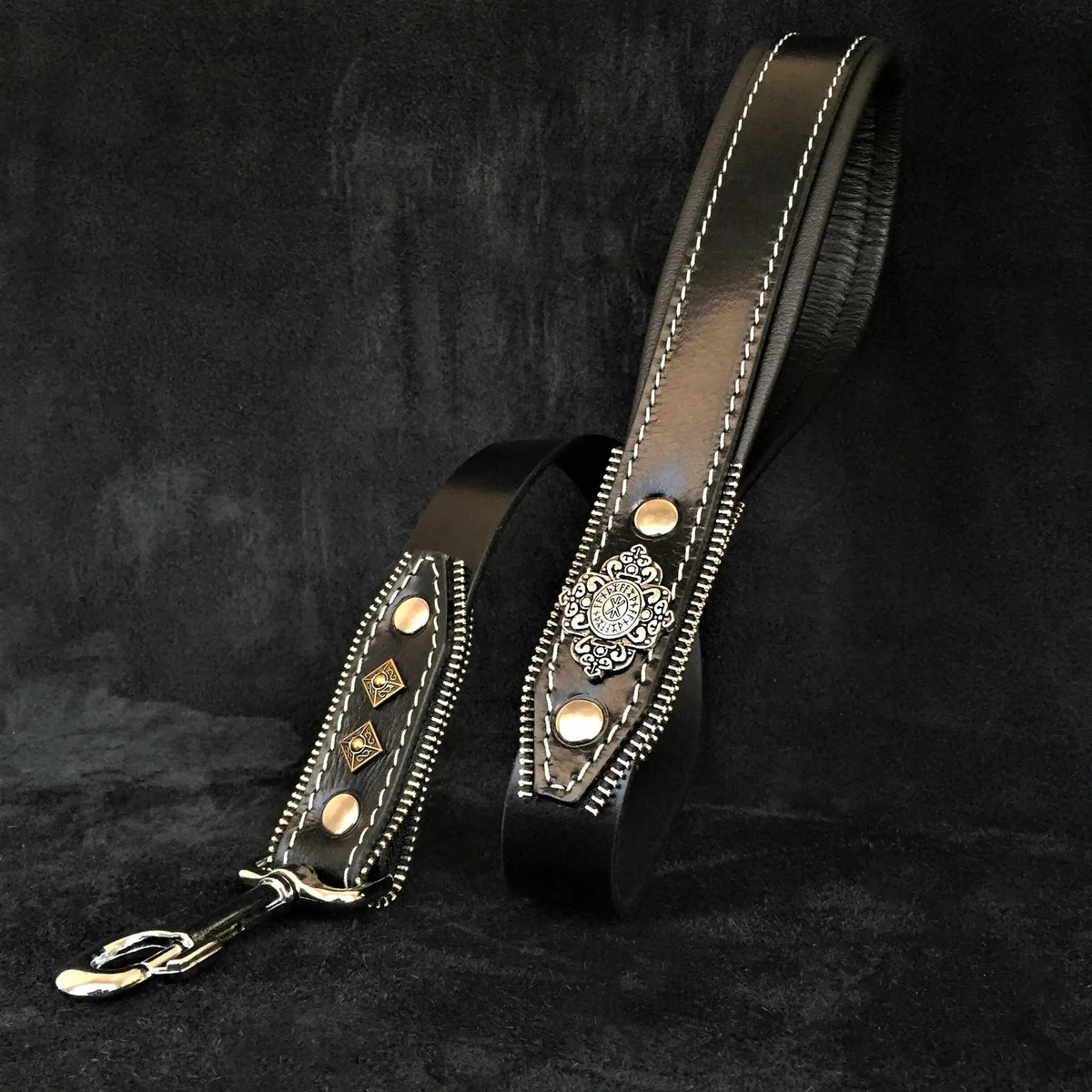 Bestia Aztec black leather dog leash