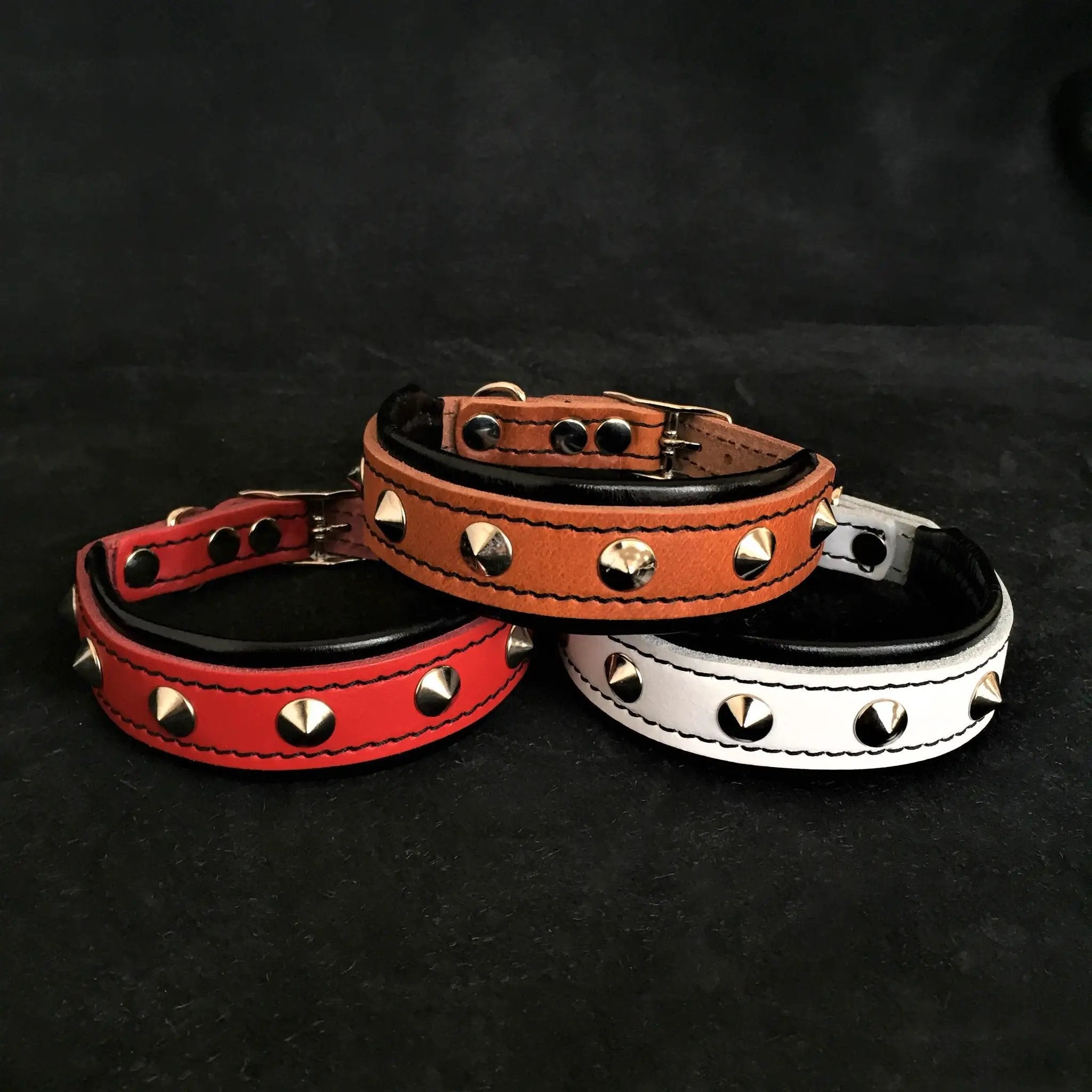 The "Superstar" puppy dog collar - Pet Collars & Harnesses from Bestia Dog Gear