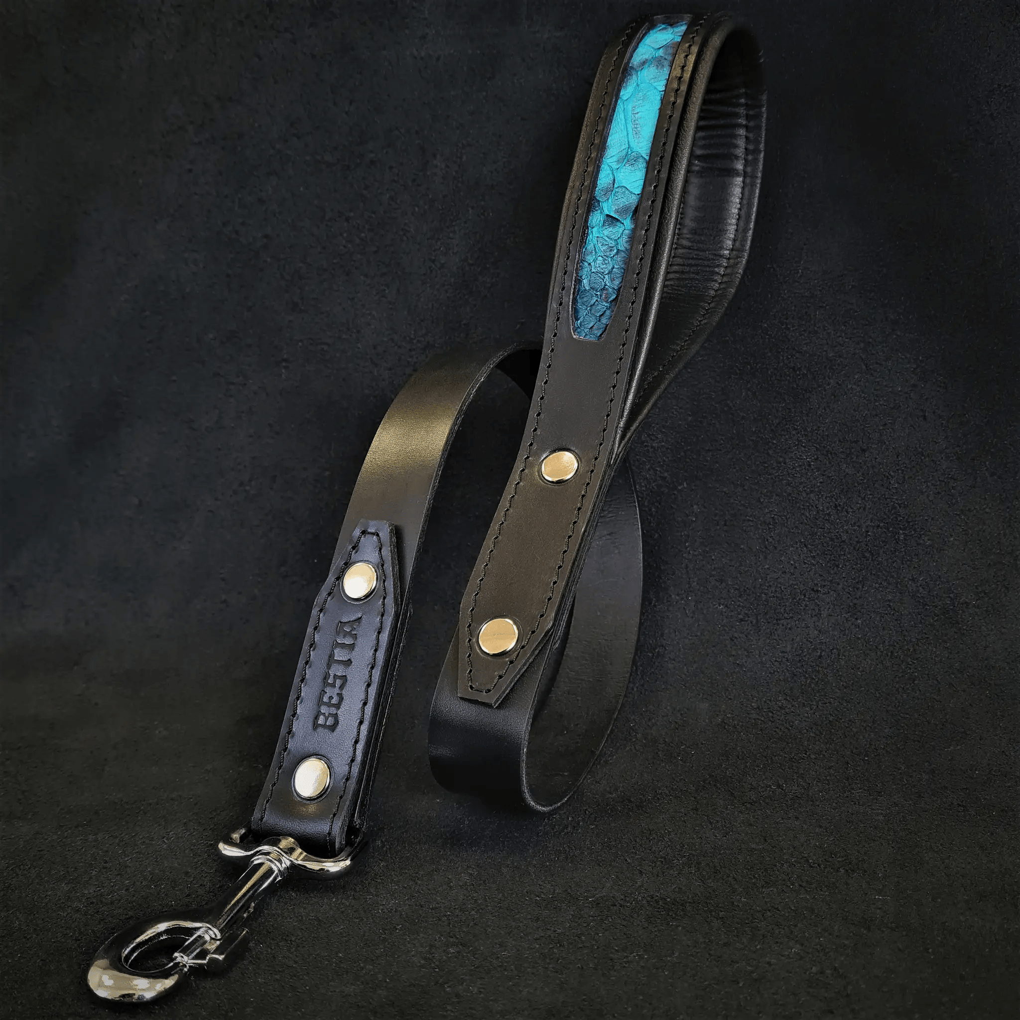 The ''Morelia Python'' leash - Pet Leashes from Bestia Dog Gear