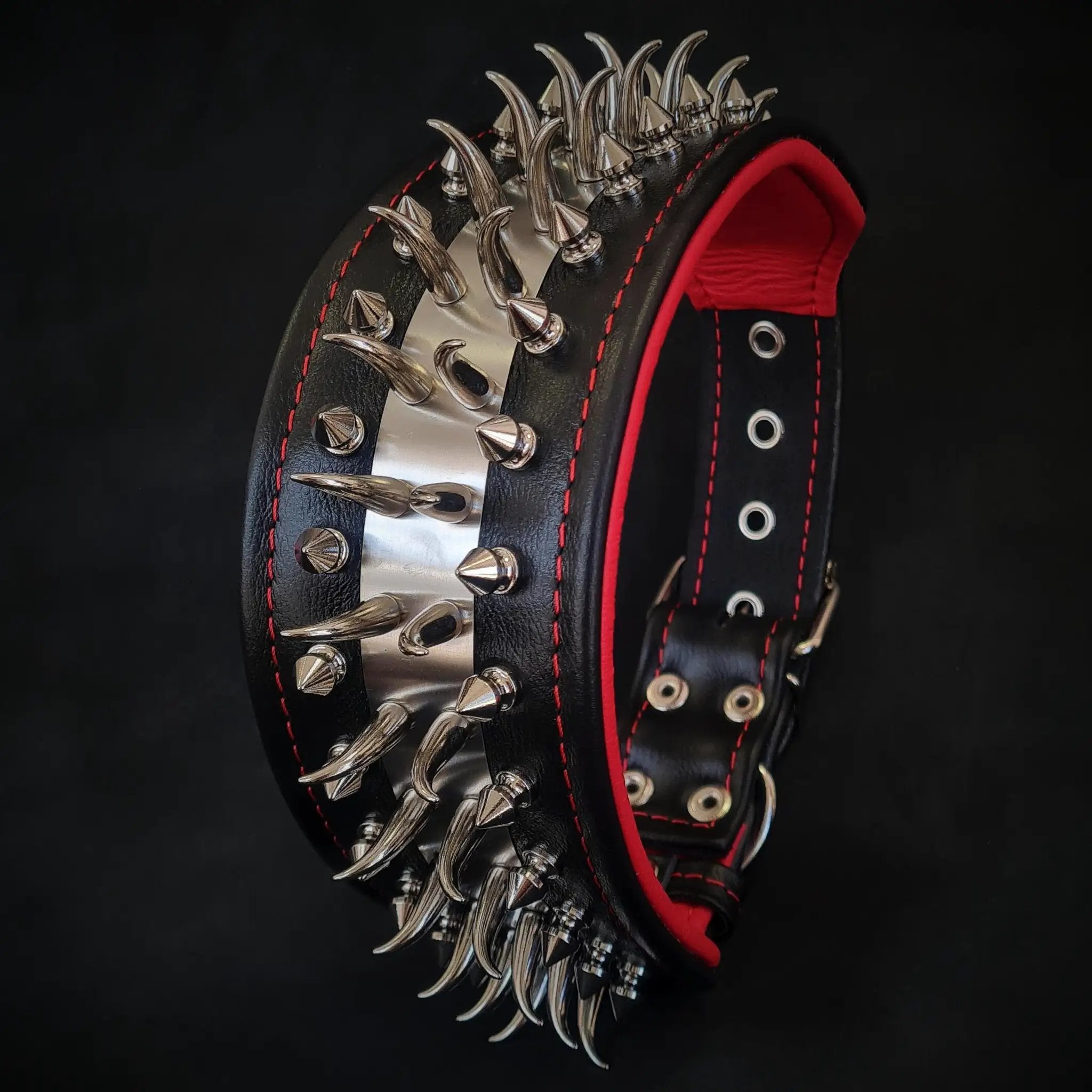 Set collar and leash. spikes & stainless steel, 2.8 inch wide. Made in Europe! - Pet Collars & Harnesses from Bestia Dog Gear