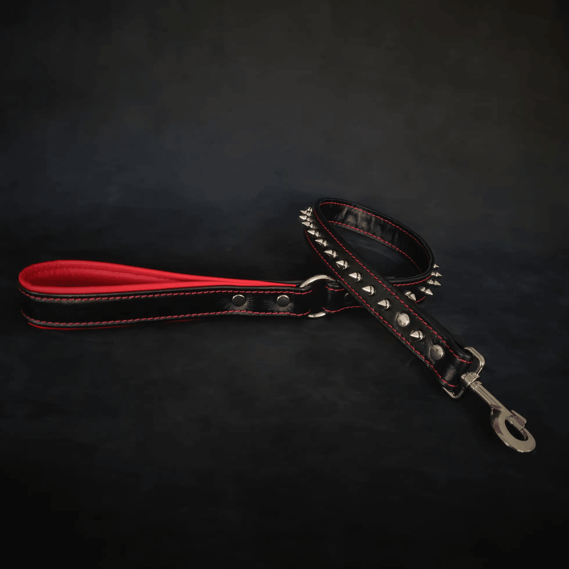 Black soft leather short spiked leash - Pet Leashes from Bestia Dog Gear