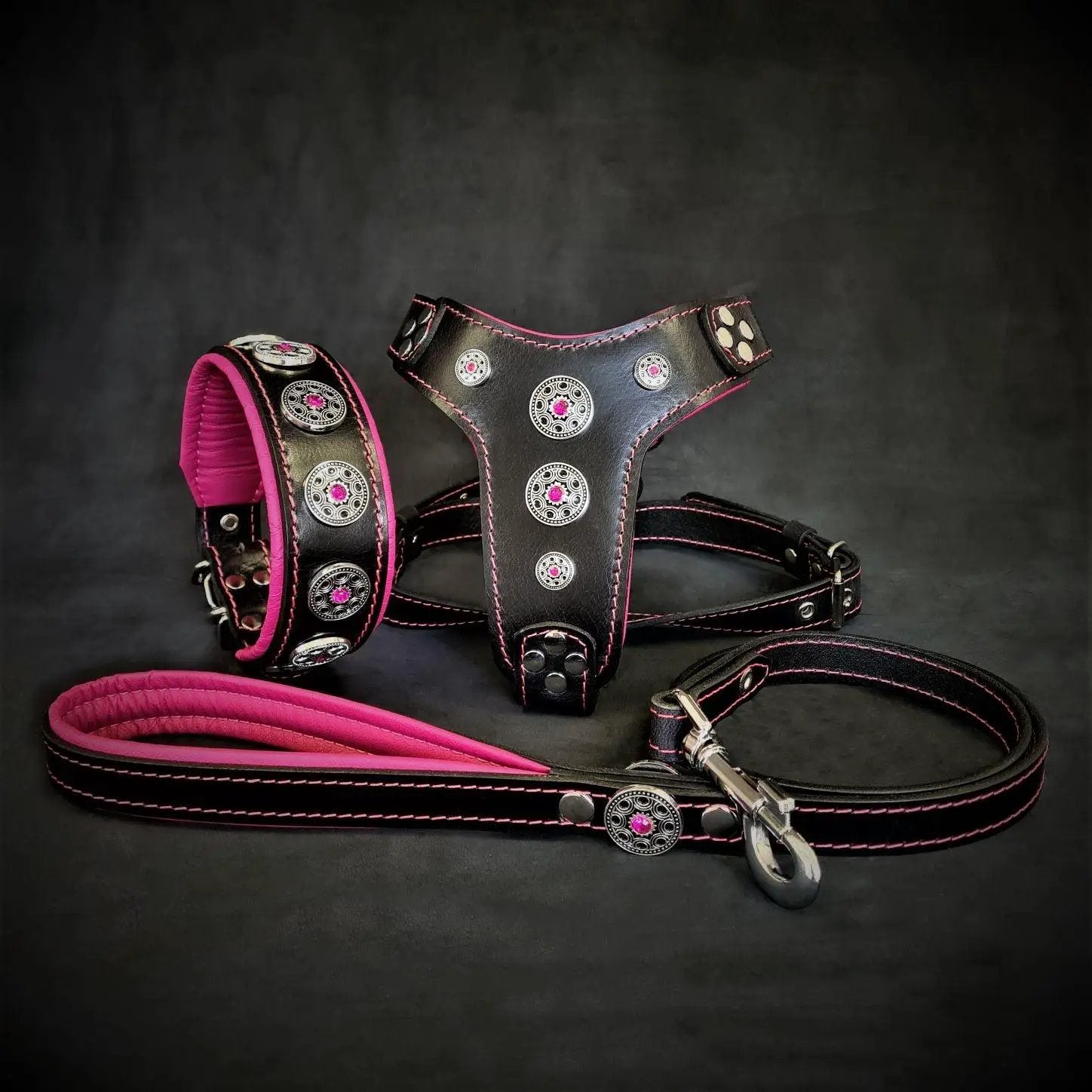 The ''Bijou'' SET - Collar, Harness, Leash. Pink - Pet Collars & Harnesses from Bestia Dog Gear