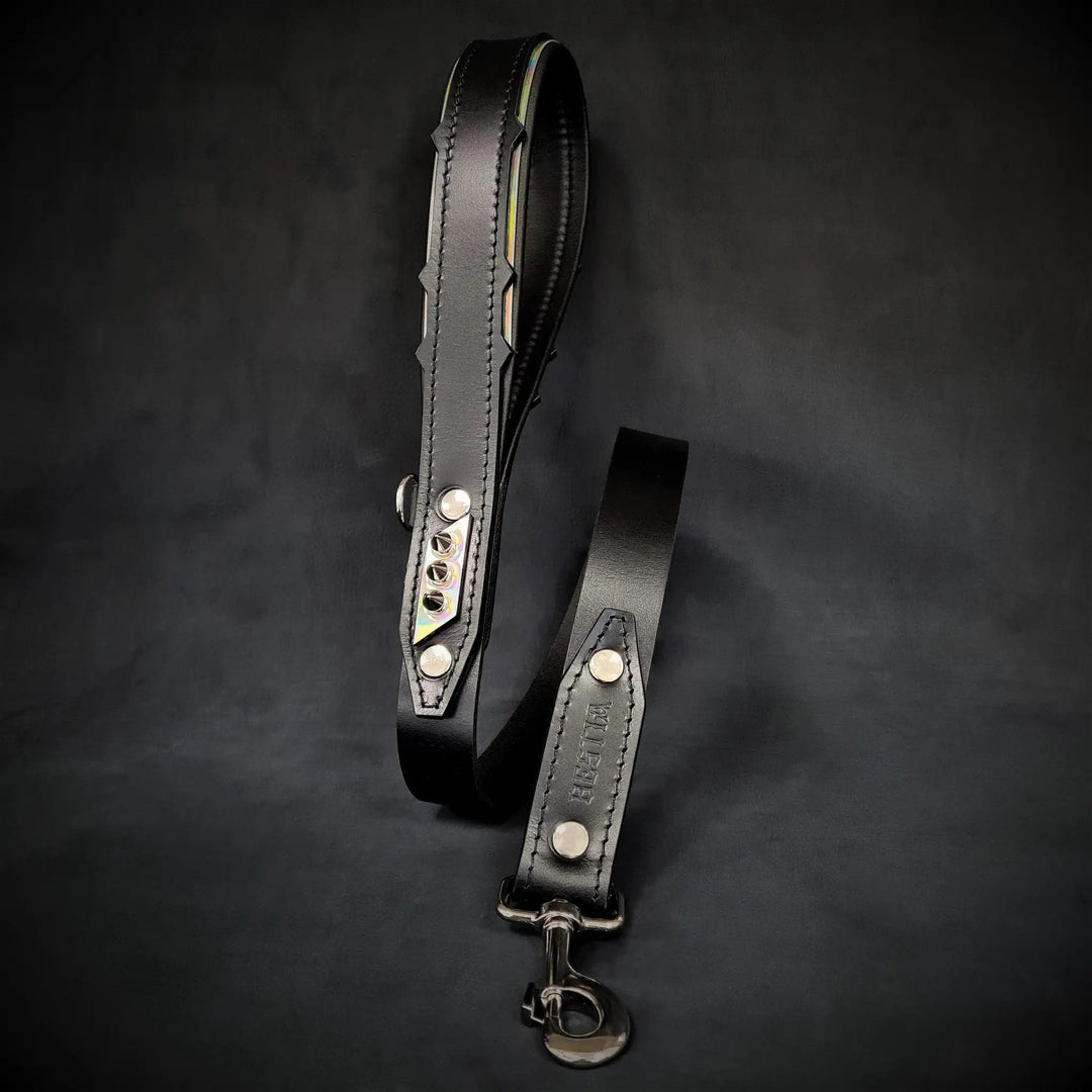 Bestia Midas black leather dog leash with silver hardware