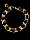 Gallery viewerに画像を読み込む, Gold Chain Velvet Collar - from Bark Fifth Avenue
