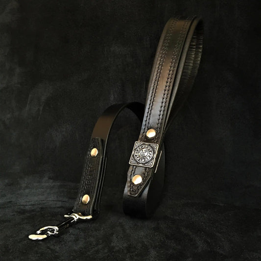 The ''Eros'' leash all Black - Pet Leashes from Bestia Dog Gear