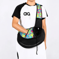 Charger l'image dans la visionneuse de la galerie, Breathable crossbody pet carrier for small dogs and cats, black with a colorful geometric strap.
