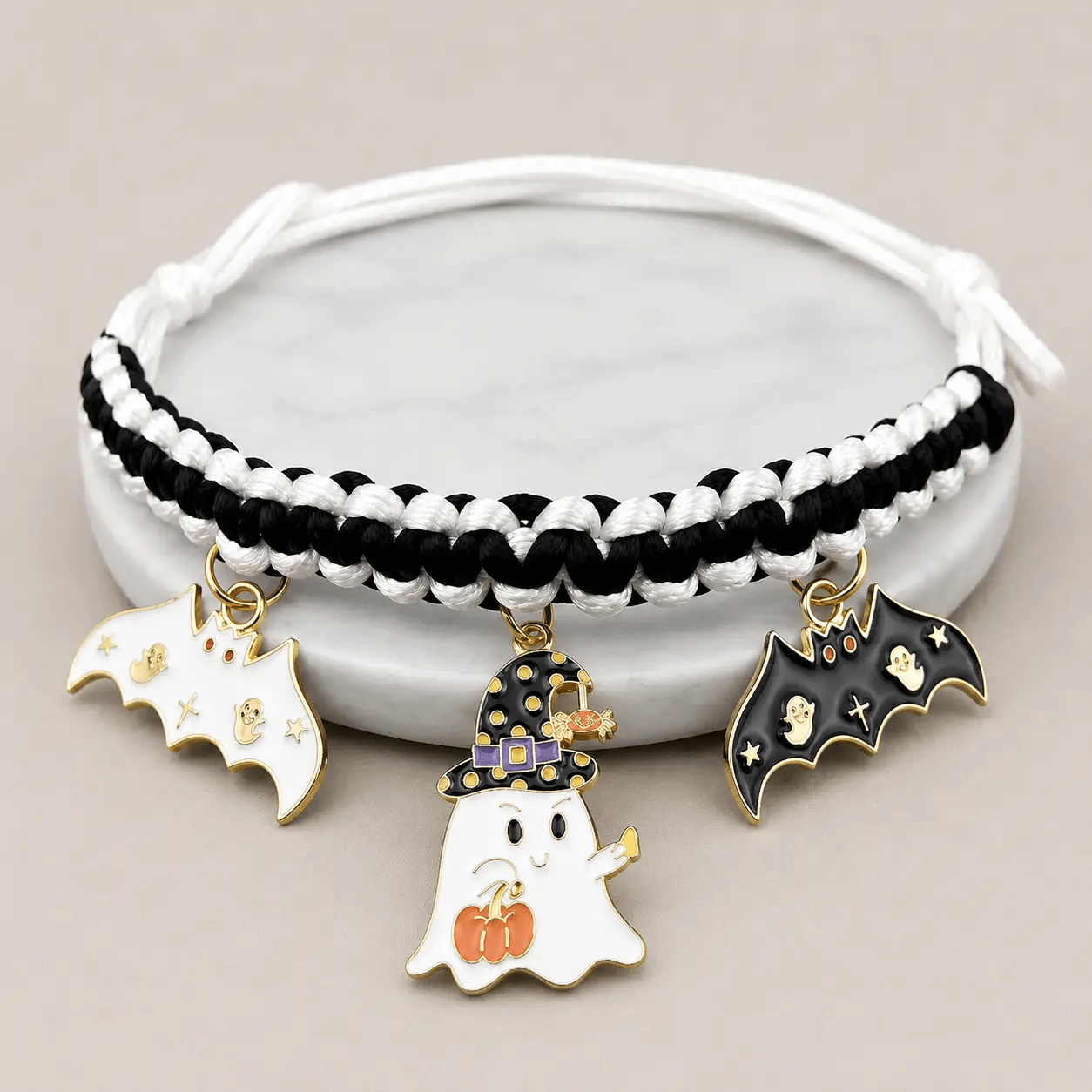Halloween hand-woven pet collar decoration, black-and-white braided band with 3 charms (ghost, white bat, black bat).