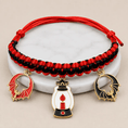Gallery viewerに画像を読み込む, Halloween hand-woven pet collar decoration with red and black cord and three gold-tone charms
