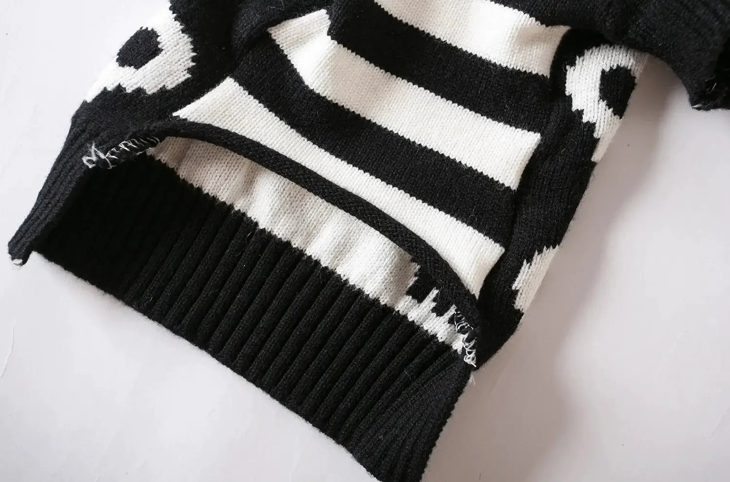 Halloween Pet Costume Skull Knitted Sweater by Pet Zen in black and white striped knit for cats and dogs