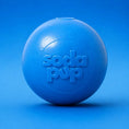 Carica l'immagine nel visualizzatore della galleria, Squeak Ball - Giocattolo per cani durevole con squeaker, galleggiante, da masticare | Prodotto negli USA
