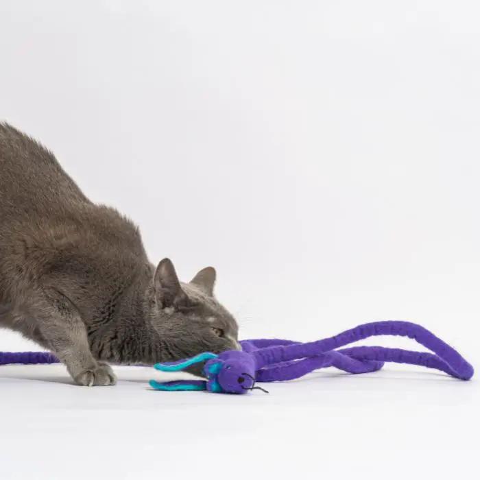 Catch a Mouse by the Tail wool cat toy, purple with teal accents