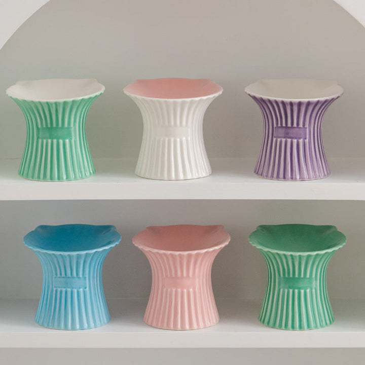 Six pedestal bowl color combinations