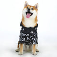 Bild in Galerie-Betrachter laden, Windproof And Rainproof Dog Clothes Large Dog Raincoat Dog Pet Shell Jacket on a happy dog.
