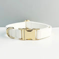 Gallery viewerに画像を読み込む, Classic Elegance White Premium Leather Dog Walking Collar Leash Set by DDPaws
