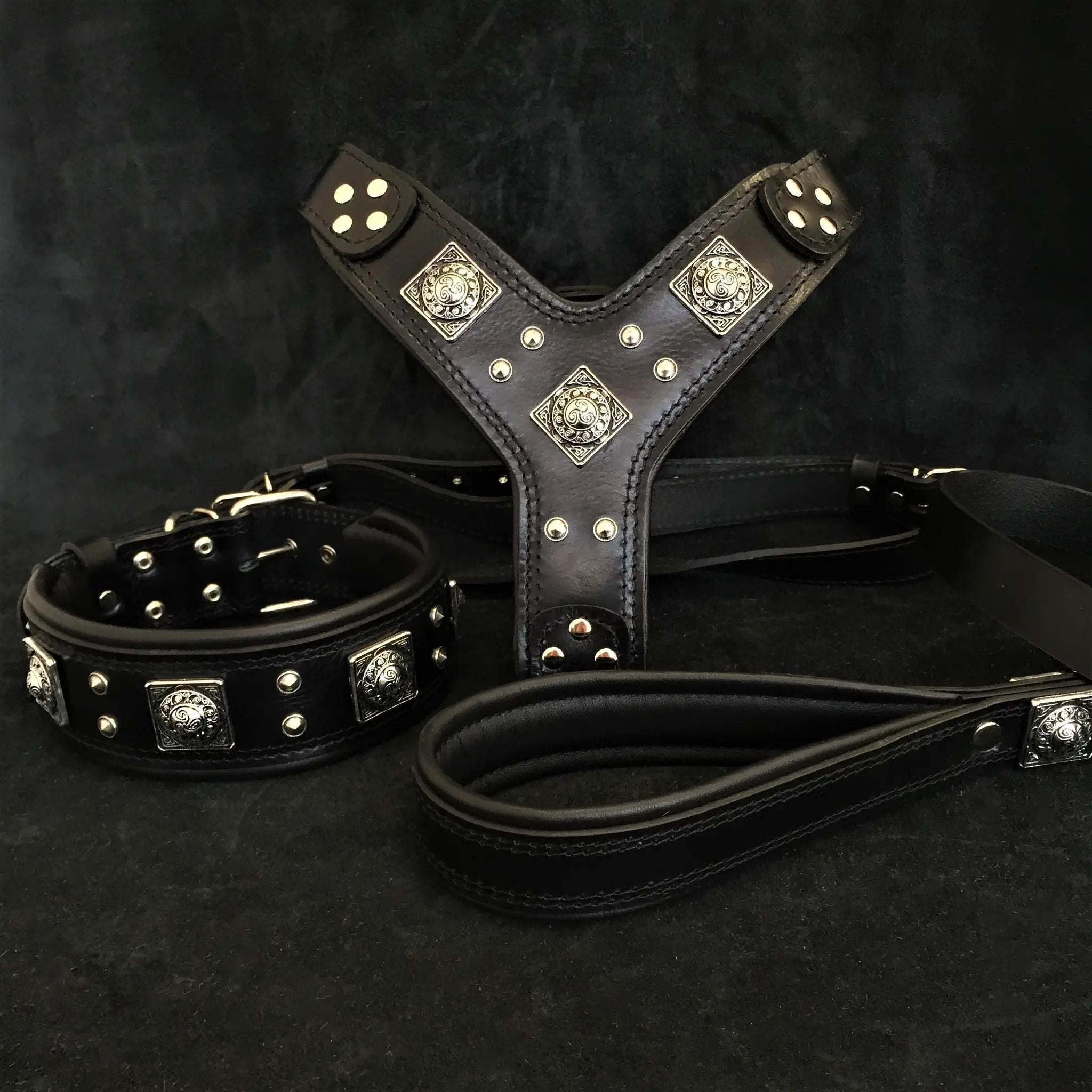 "EROS" BIG dog SET- Harness - collar - lead. All Black - Pet Collars & Harnesses from Bestia Dog Gear