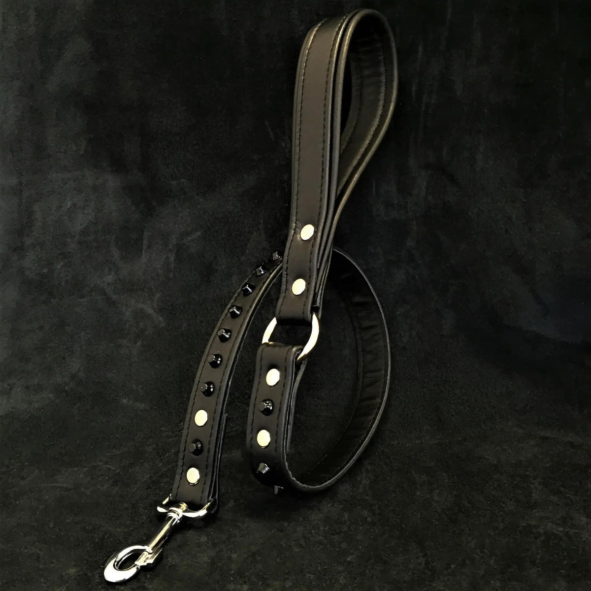 Bestia Black Studded Leather Dog Leash