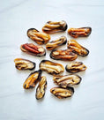 Load image into Gallery viewer, Green Lipped Mussels, Naked Beasts small animal treats, 12 pieces
