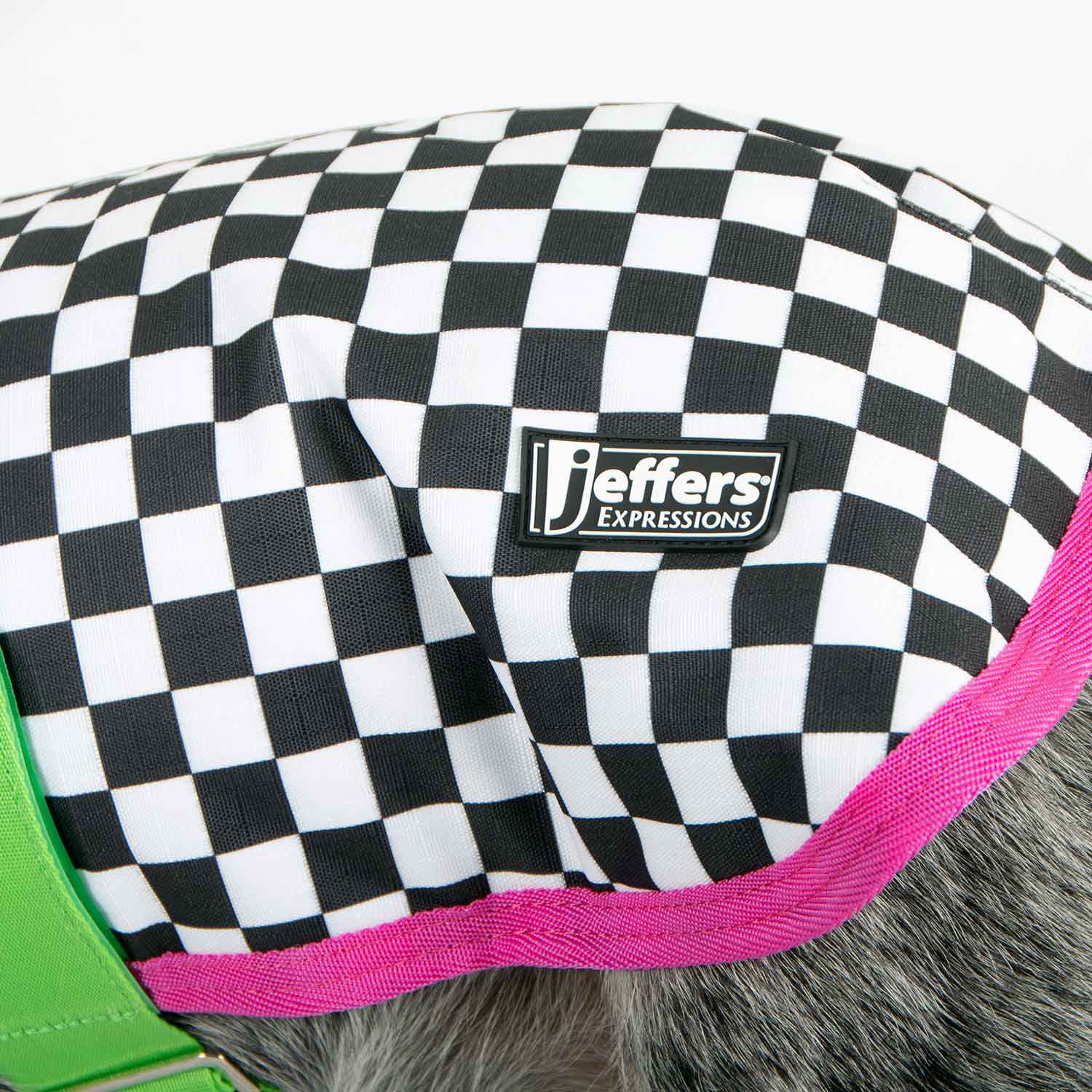 Jeffers Expression dog coat in black-and-white check 600D waterproof ripstop fabric with pink trim and green strap