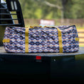 Bild in Galerie-Betrachter laden, Jeffers Expression Full Hay Bale Tote Bag, blue patterned fabric with yellow straps.
