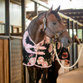 Cargar la imagen en la vista de la galería, Jeffers Expression Standard Neck Fleece Horse Cooler
