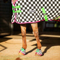 Cargar la imagen en la vista de la galería, Jeffers Expression Standard Neck Fleece Horse Cooler
