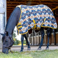 Cargar la imagen en la vista de la galería, Jeffers Expression Standard Neck Fleece Horse Cooler
