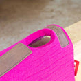 Bild in Galerie-Betrachter laden, Jeffers WoolLuxe 100% Wool Equine Saddle Pad in bright pink with brown leather patches
