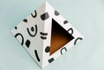 Gallery viewerに画像を読み込む, Kitty Kardboard® Cat Pyramid - Artistic Cardboard Feline Hideaway by KittyKardboard
