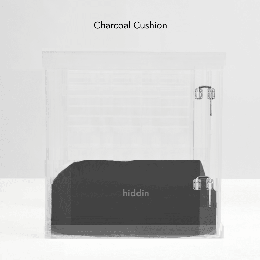 Hiddin Clear Acrylic Dog Crate – Large, Silver Latch