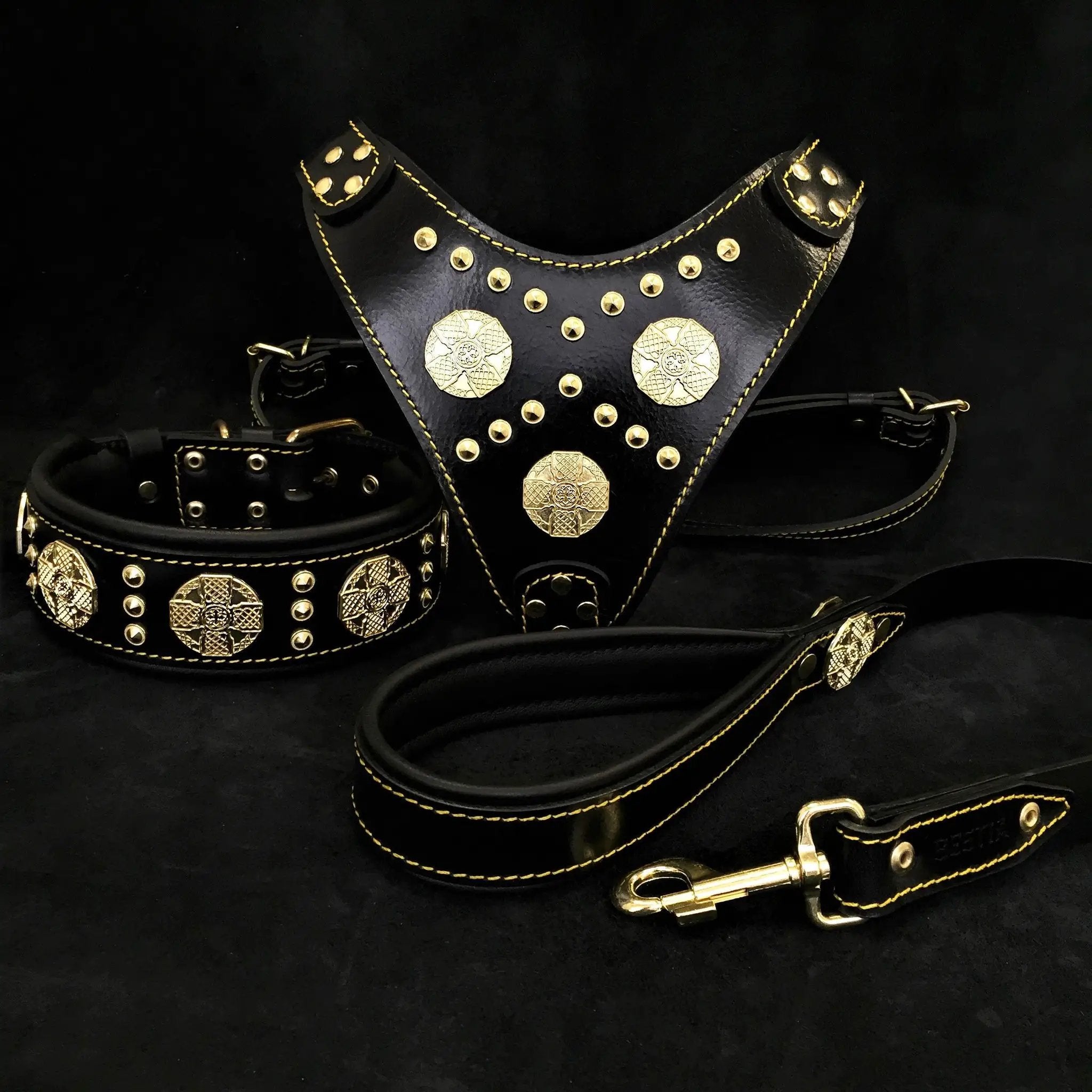 "Maximus Black" BIG dog SET- Harness - collar - lead. Brass rivets - Pet Collars & Harnesses from Bestia Dog Gear
