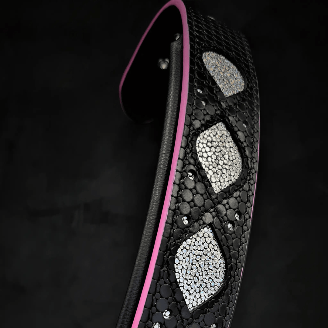 Bestia Ariel black glitter leather dog collar