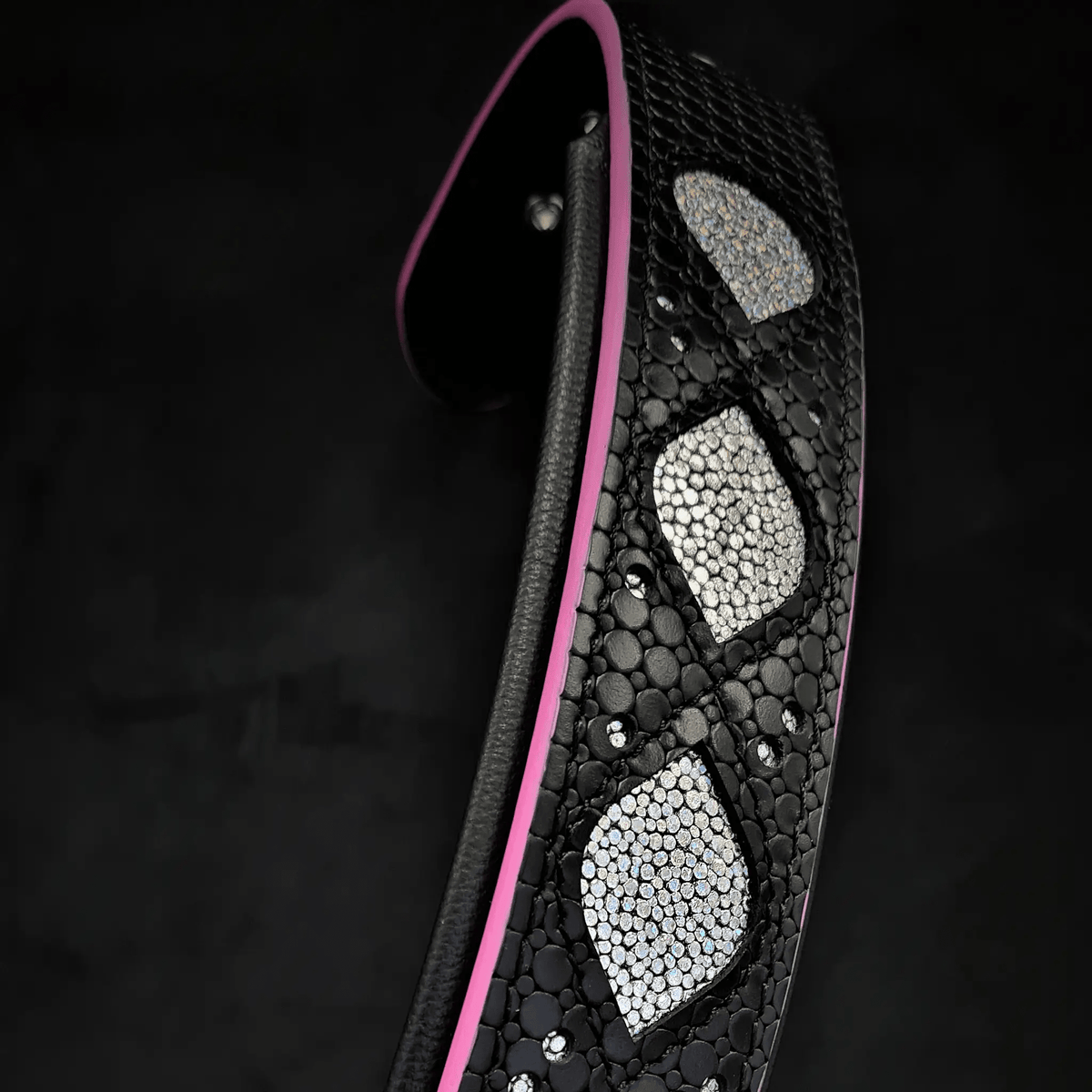 Bestia Ariel black glitter leather dog collar