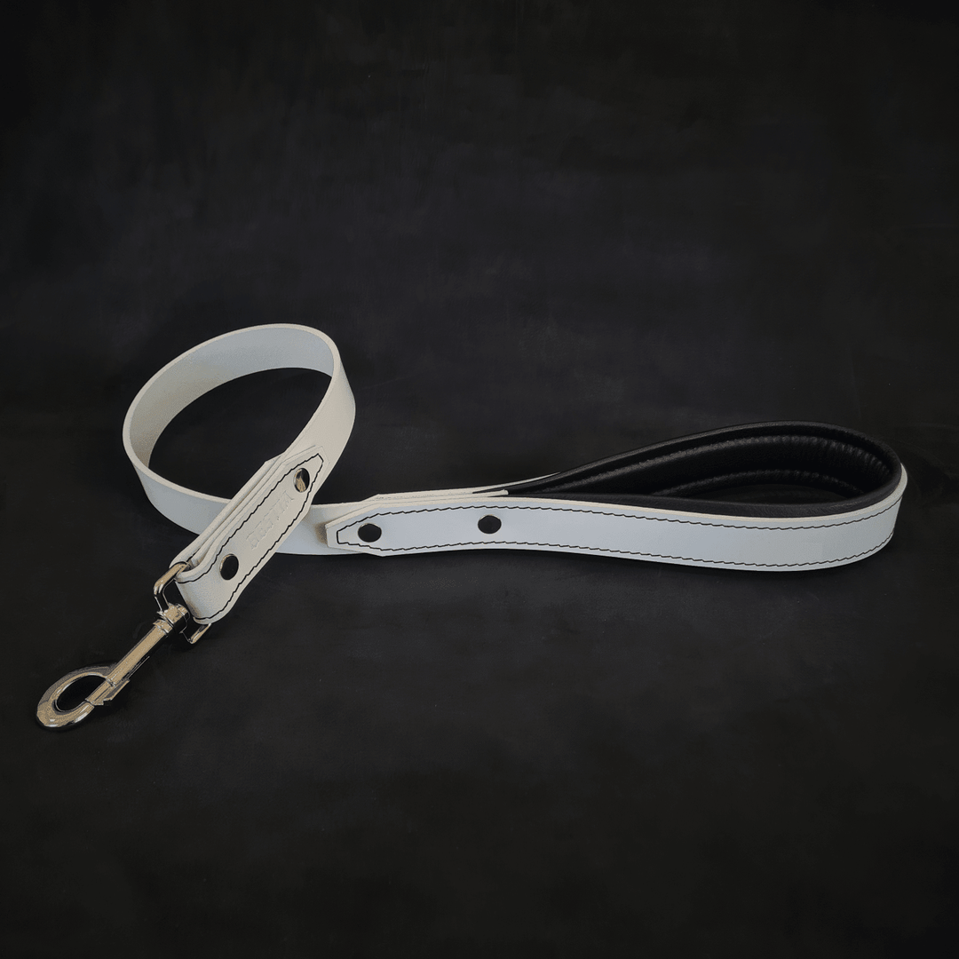 Bestia Style padded leather dog leash, view 3