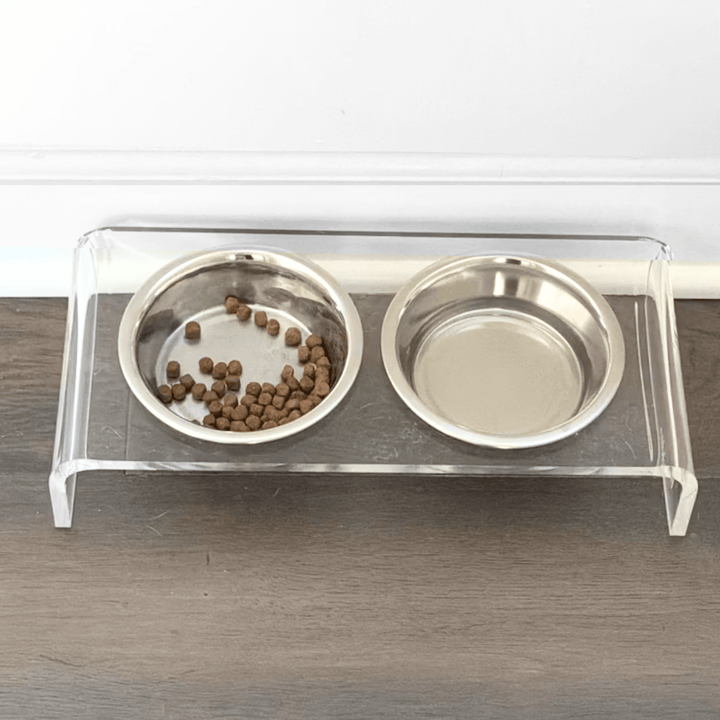 Hiddin Clear Acrylic Double Feeder with Silver Bowls – 3 in High