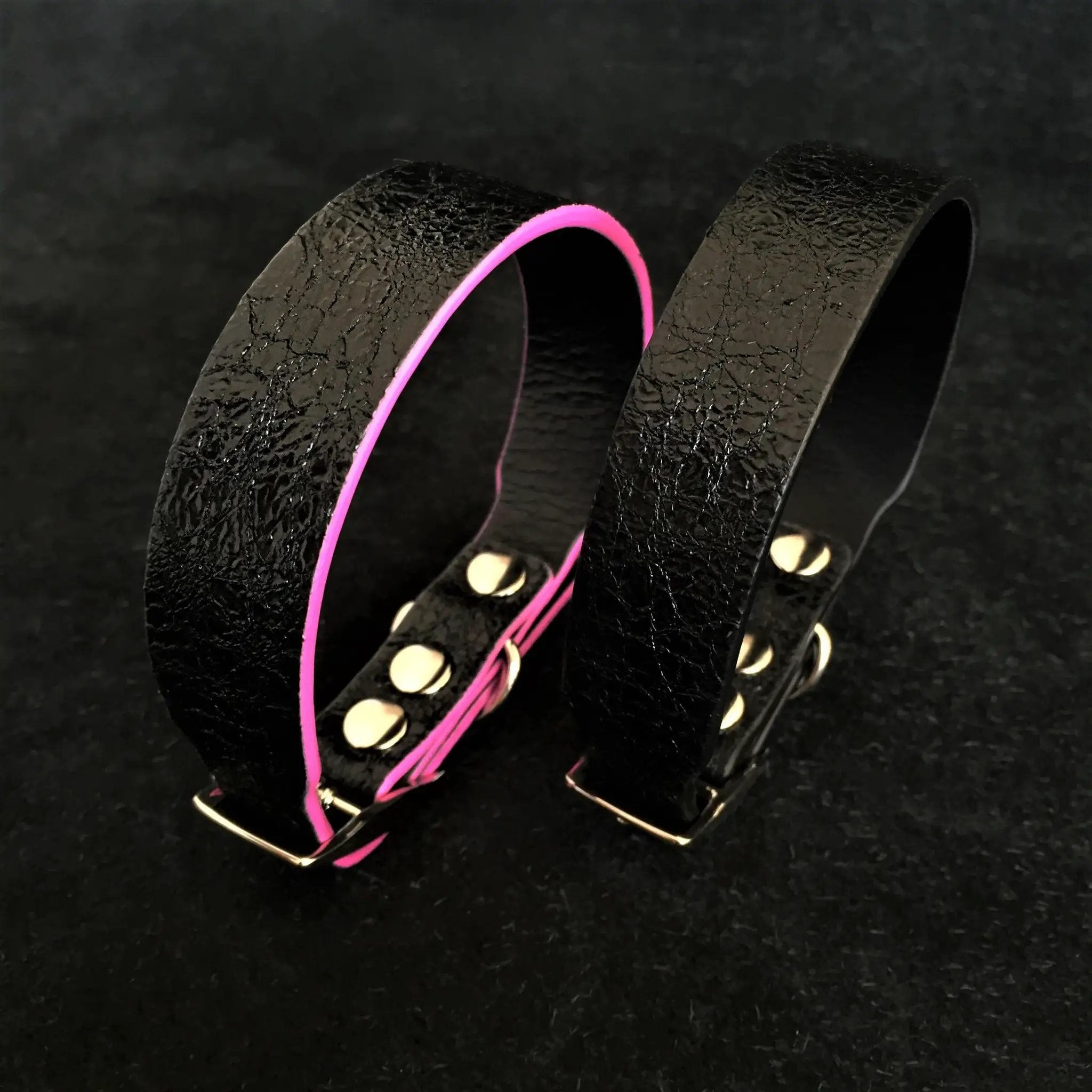 The ''Taurus'' puppy collar - Pet Collars & Harnesses from Bestia Dog Gear
