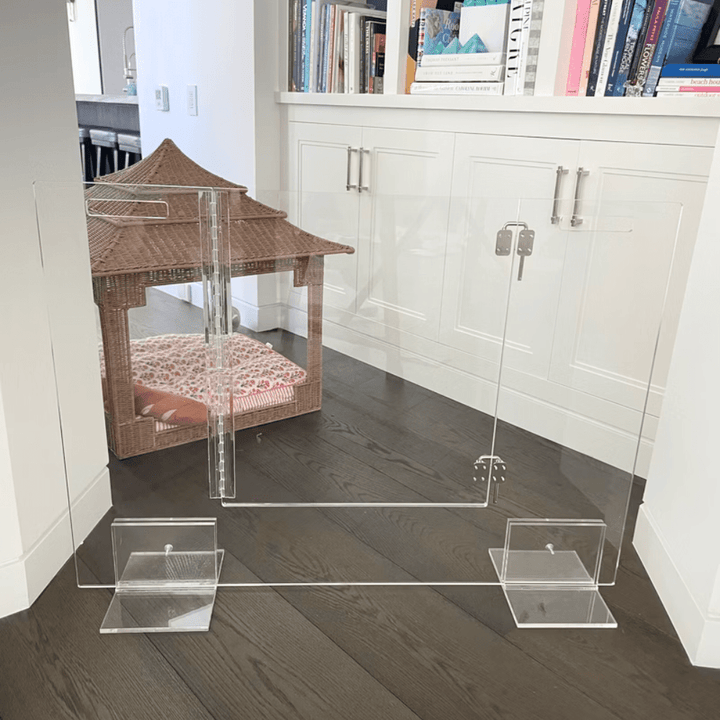 Hiddin Clear Acrylic Pet Gate with Door – Freestanding, 30 in High