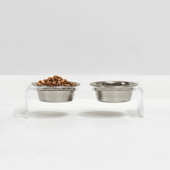 Hiddin Clear Acrylic Double Feeder with Silver Bowls – 3 in High